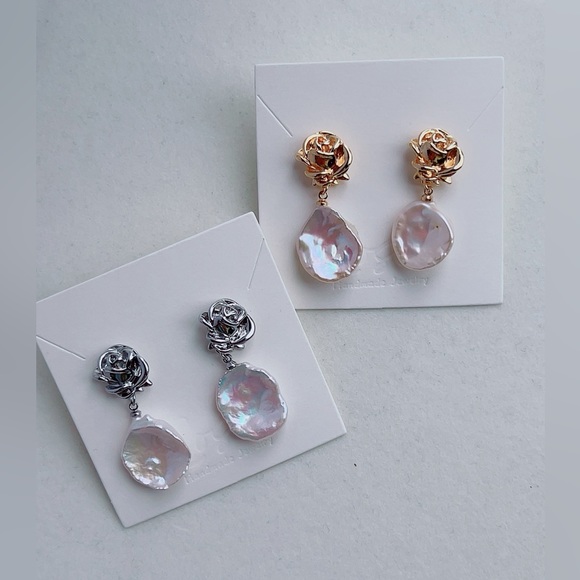 Jewelry - J192 Handmade Flower Petal Shape Freshwater Baroque Pearls Earrings